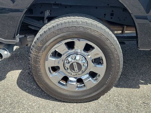 Certified 2025 Ford F250 Lariat w/ Chrome Package AWD/4WD image 6