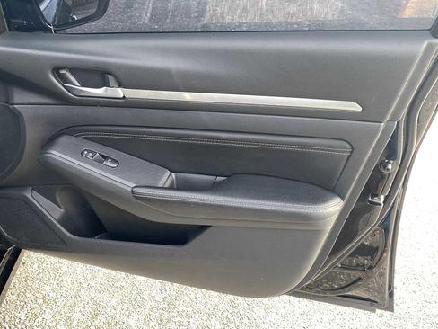 Used 2019 Nissan Altima 2.5 SV image 38