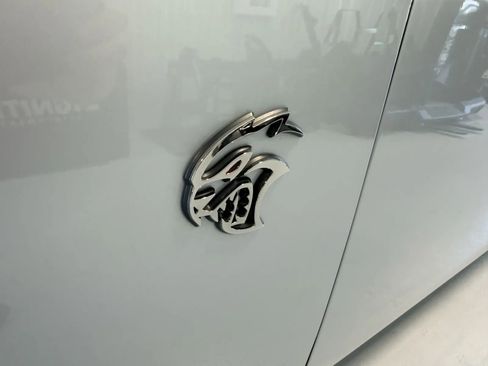 Used 2022 Dodge Challenger SRT Hellcat Redeye RWD image 8