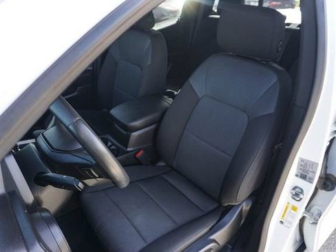 Used 2023 Chevrolet Colorado Trail Boss w/ Technology Package AWD/4WD image 13
