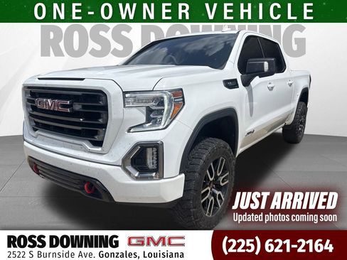 Used 2021 GMC Sierra 1500 AT4 w/ AT4 Preferred Package image 1