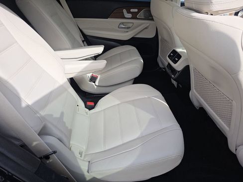 Used 2022 Mercedes-Benz GLS 450 4MATIC image 24