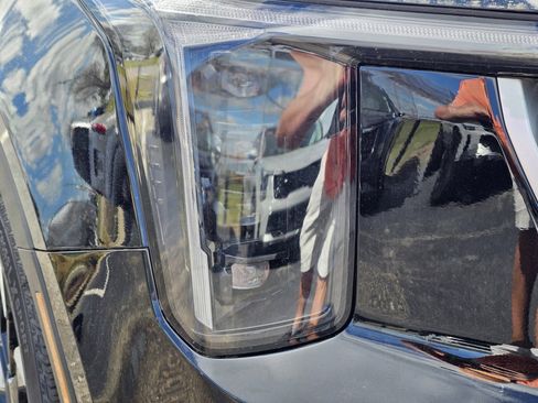 Used 2025 Kia Sorento EX w/ Panoramic Sunroof Package FWD image 32