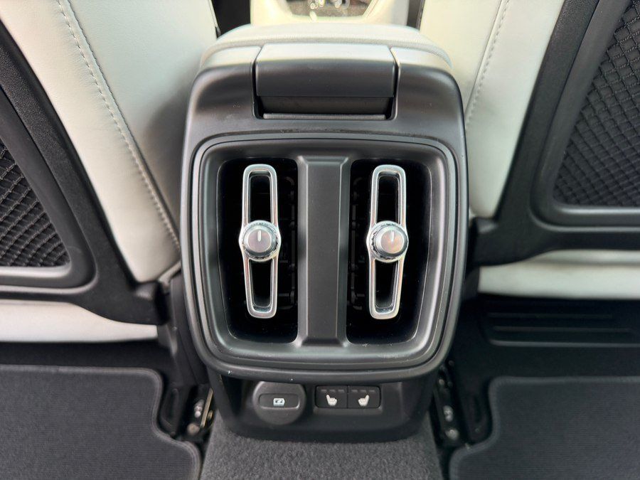 Used 2024 Polestar Polestar 2 AWD/4WD image 39