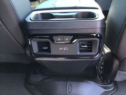 New 2026 GMC Sierra 2500 AT4 w/ AT4 Preferred Package AWD/4WD image 20