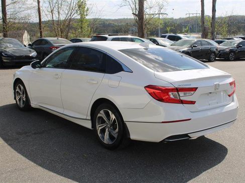 Used 2018 Honda Accord EX-L image 6