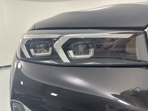 New 2026 BMW 330i xDrive Sedan AWD/4WD image 8