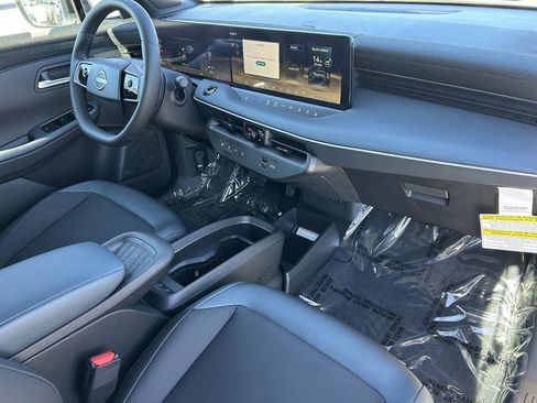 New 2026 Nissan Leaf SV+ w/ Floor Mat Package (SV+) image 8