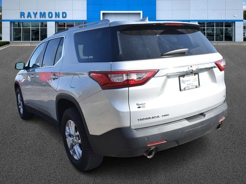 Used 2018 Chevrolet Traverse LT image 5