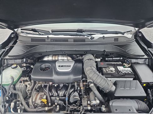 Used 2018 Hyundai Kona Limited image 30