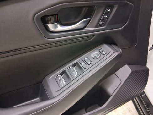 Used 2025 Honda Accord Sport image 15