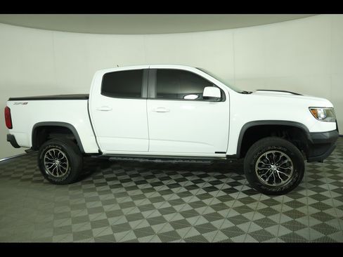 Used 2018 Chevrolet Colorado ZR2 image 14