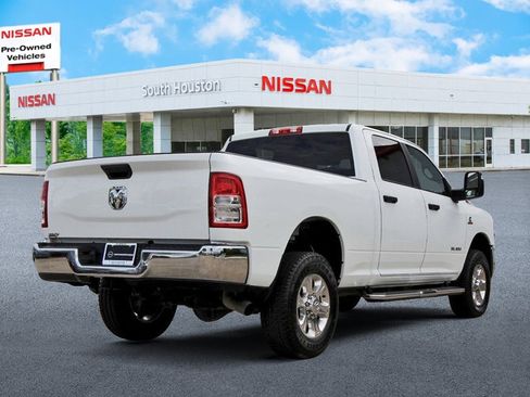 Used 2024 RAM 2500 Big Horn AWD/4WD image 4