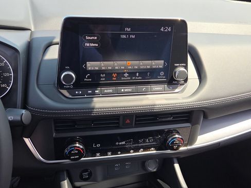 New 2026 Nissan Rogue SV AWD/4WD image 17