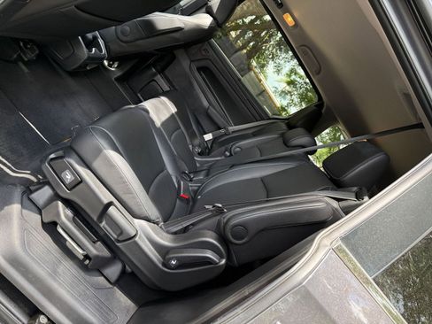 Used 2024 Honda Odyssey EX-L image 37
