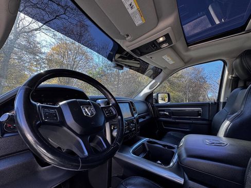 Used 2015 RAM 1500 Sport w/ Black Ram 1500 Sport Group image 11