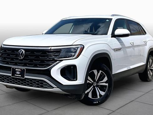 Used 2024 Volkswagen Atlas Cross Sport SE FWD image 36