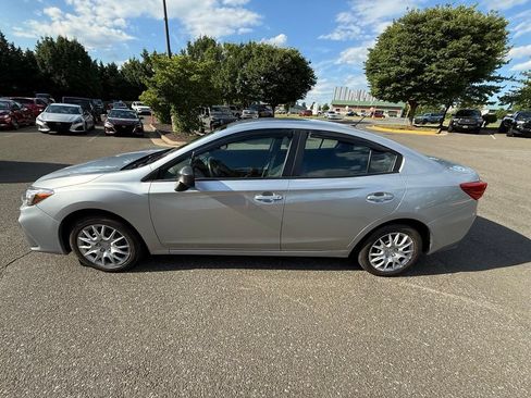 Used 2019 Subaru Impreza 2.0i AWD/4WD image 4