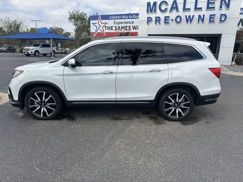 Used 2021 Honda Pilot Touring image 3