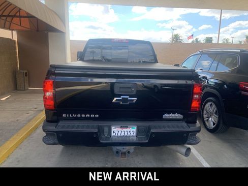 Used 2015 Chevrolet Silverado 2500 High Country w/ Duramax Plus Package AWD/4WD image 5