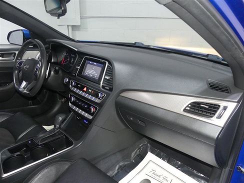 Used 2018 Hyundai Sonata Sport image 23