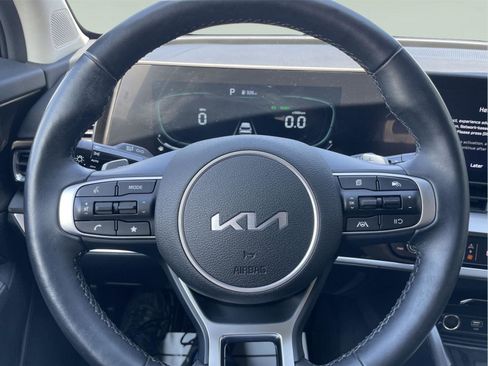 Used 2023 Kia Sportage EX AWD/4WD image 24