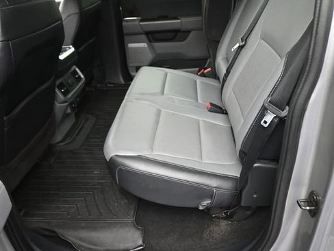 Used 2022 Ford F150 Lariat RWD image 23