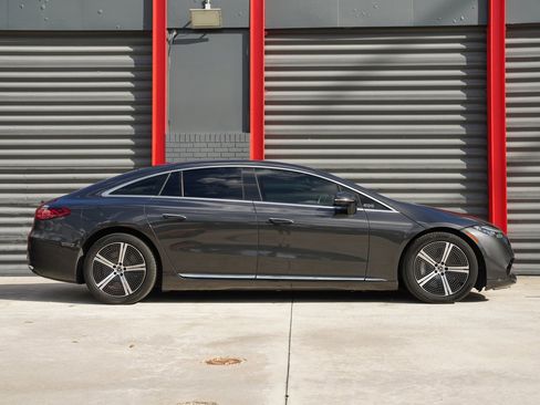 Used 2023 Mercedes-Benz EQS 450+ Sedan image 10