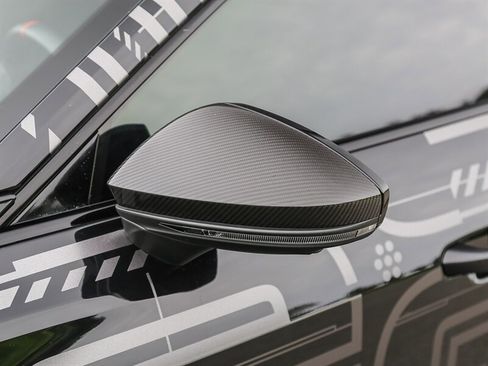 Used 2023 Audi RS e-tron GT image 18