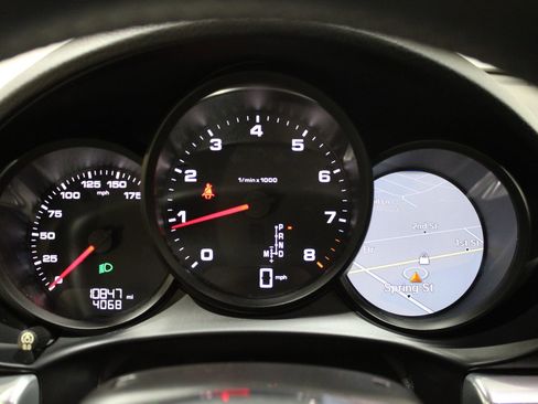 Used 2018 Porsche 718 Cayman image 29