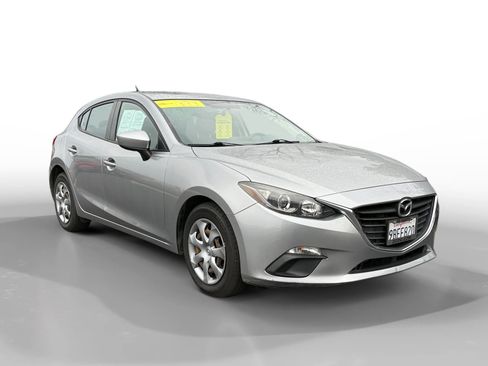 Used 2015 MAZDA MAZDA3 i Sport image 7