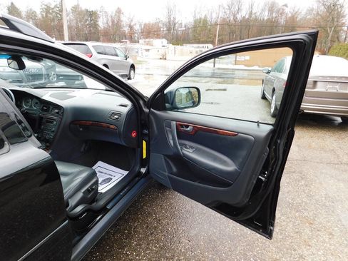 Used 2007 Volvo XC70 image 21