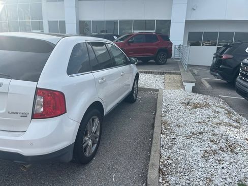Used 2012 Ford Edge Limited AWD/4WD image 4