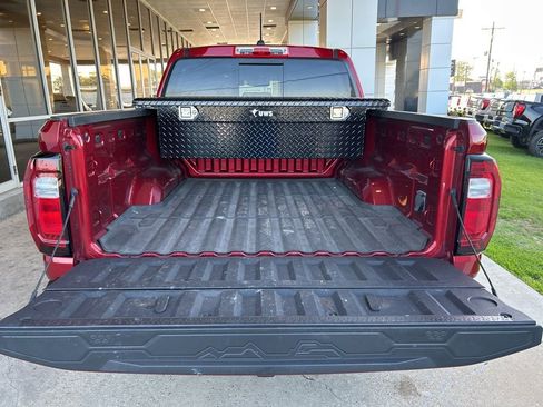 Used 2023 GMC Canyon AT4 w/ AT4 Premium Package image 12