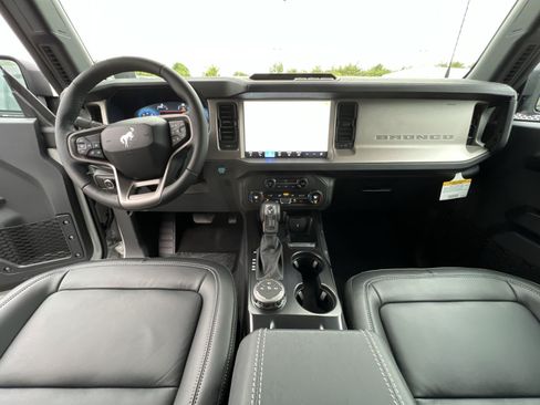New 2026 Ford Bronco Outer Banks AWD/4WD image 31