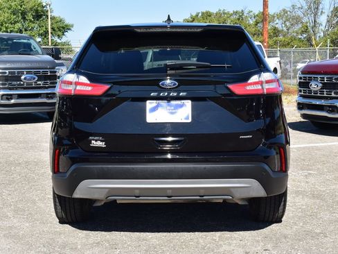 Certified 2024 Ford Edge SEL w/ Convenience Package AWD/4WD image 8