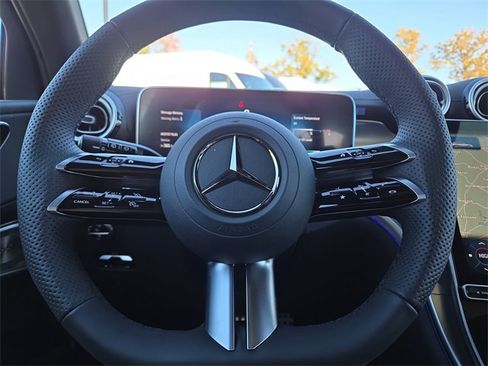 New 2026 Mercedes-Benz GLC 300 4MATIC image 17