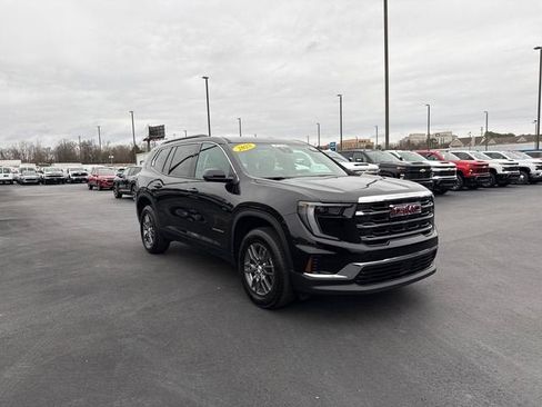 Used 2025 GMC Acadia Elevation AWD/4WD image 1