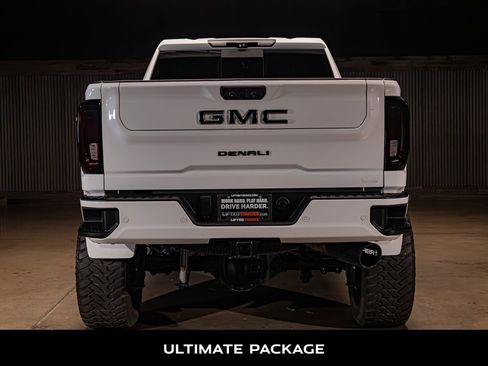 Used 2020 GMC Sierra 3500 Denali w/ Denali Ultimate Package AWD/4WD image 7