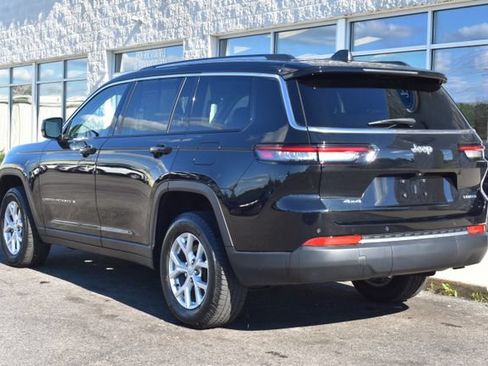 Used 2023 Jeep Grand Cherokee L Limited AWD/4WD image 18