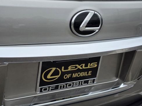 Used 2021 Lexus GX 460 Luxury w/ Accessory Package AWD/4WD image 37
