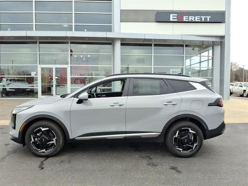 Used 2026 Kia Sportage EX w/ EX Panorama Roof Package image 4