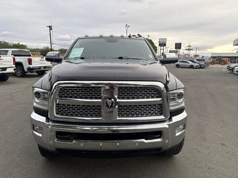 Used 2018 RAM 3500 Laramie AWD/4WD image 3