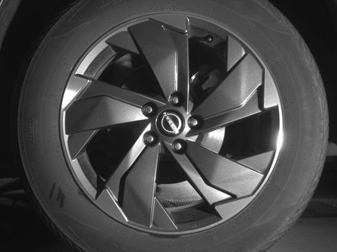 Used 2025 Nissan Rogue SV image 14