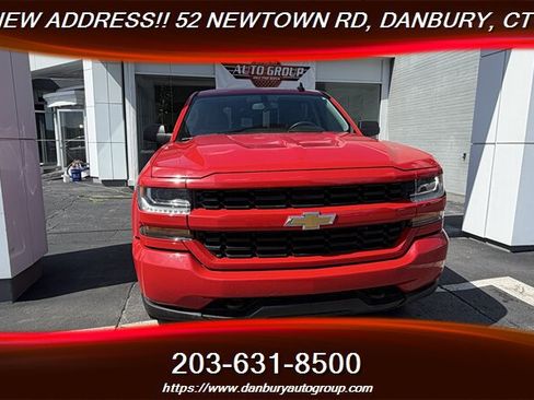 Used 2018 Chevrolet Silverado 1500 Custom w/ Custom Value Package AWD/4WD image 8