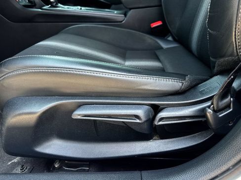 Used 2024 Honda Civic Sport image 12