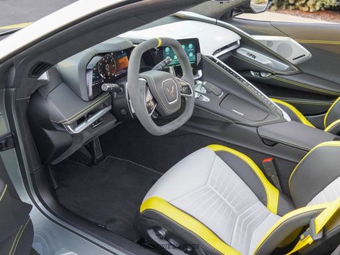 Used 2022 Chevrolet Corvette Stingray Premium Cpe RWD image 32