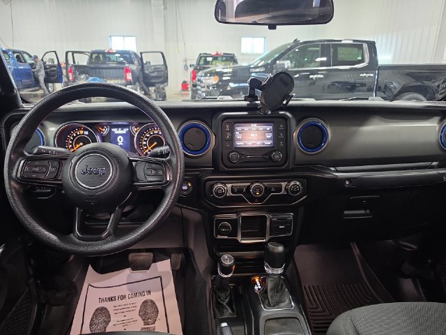 Used 2021 Jeep Gladiator Sport AWD/4WD image 9