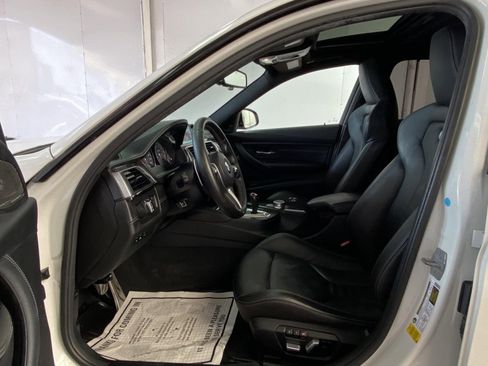 Used 2017 BMW M3 image 22