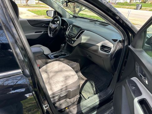 Used 2018 Chevrolet Equinox LT image 28